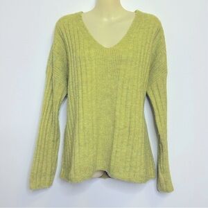 eesome Chartreuse V-neck Sweater size M